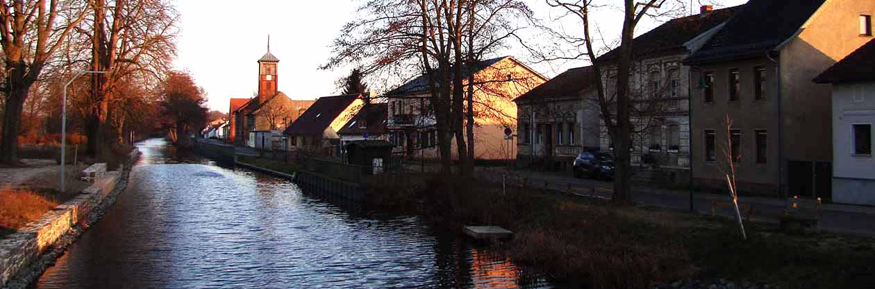 Zerpenschleuse: Blaue Brücken, kalter Wind und ein Kanal nach dem  Dornröschenschlaf, Wegesammler Brandenburg